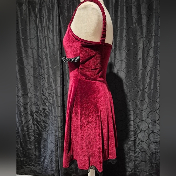 Velvet Red Dress with Black Lace Detail - Picture 2 of 5